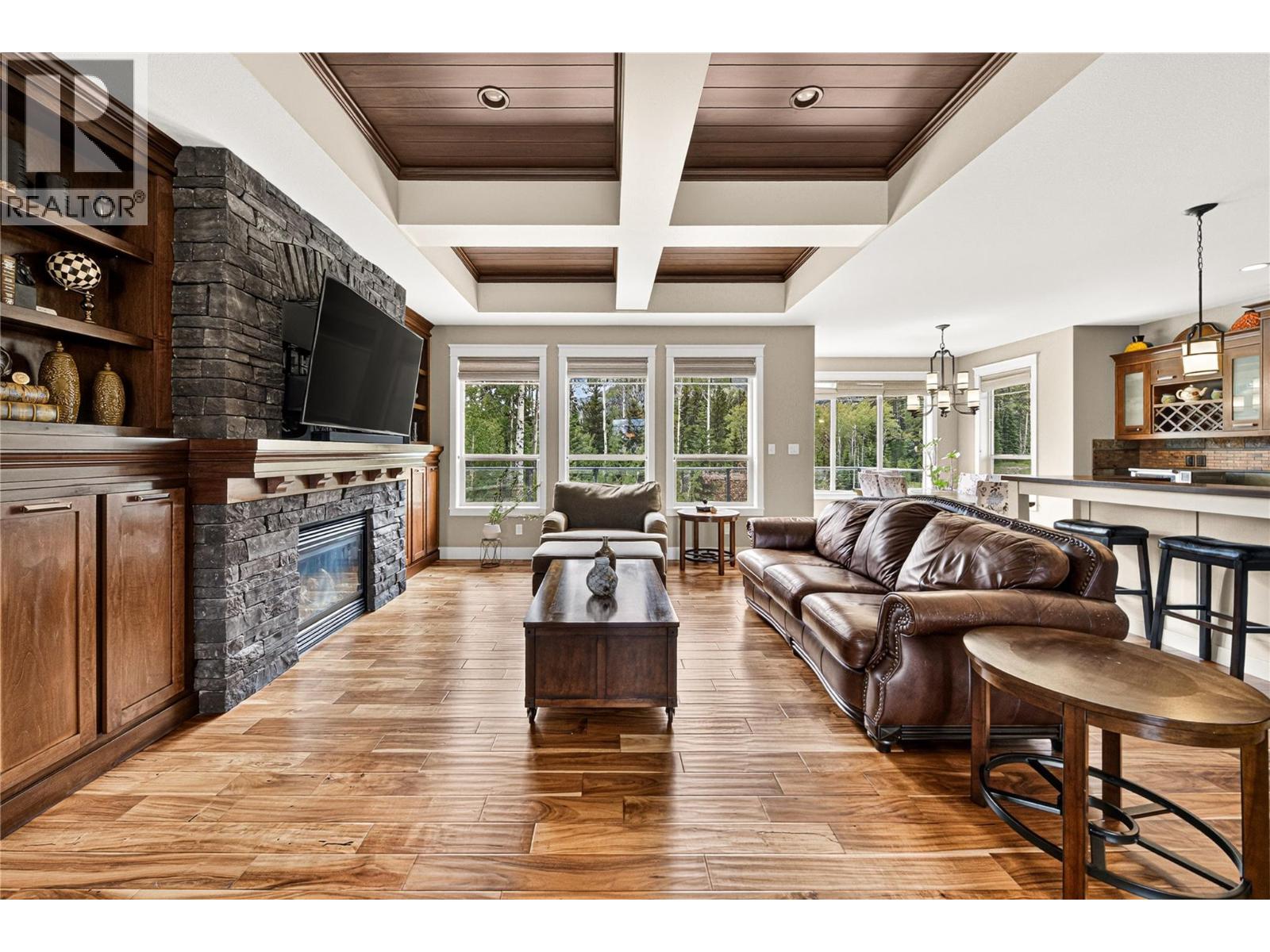 2104 WHISKEY JACK Drive, Sparwood