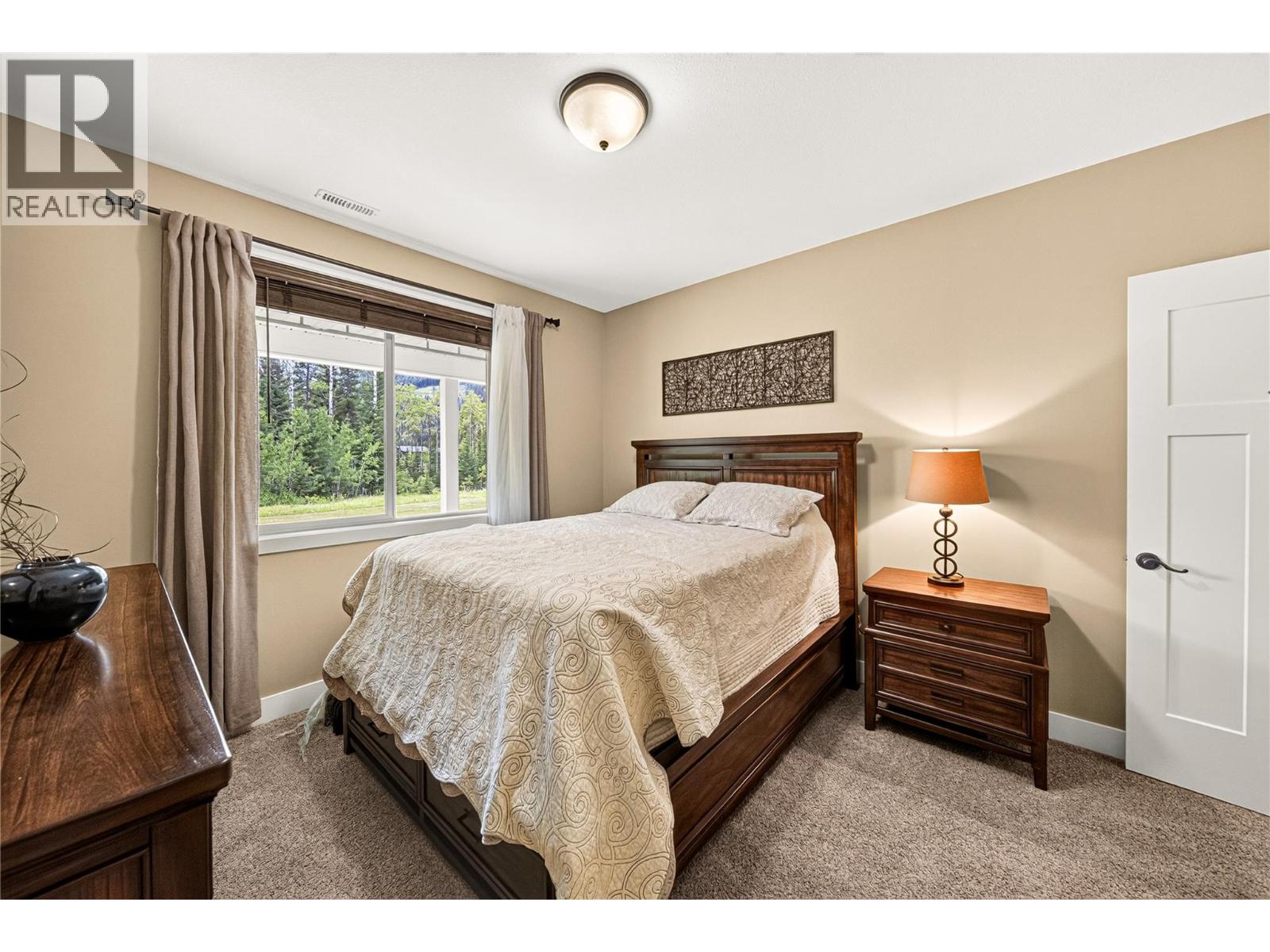 2104 WHISKEY JACK Drive, Sparwood