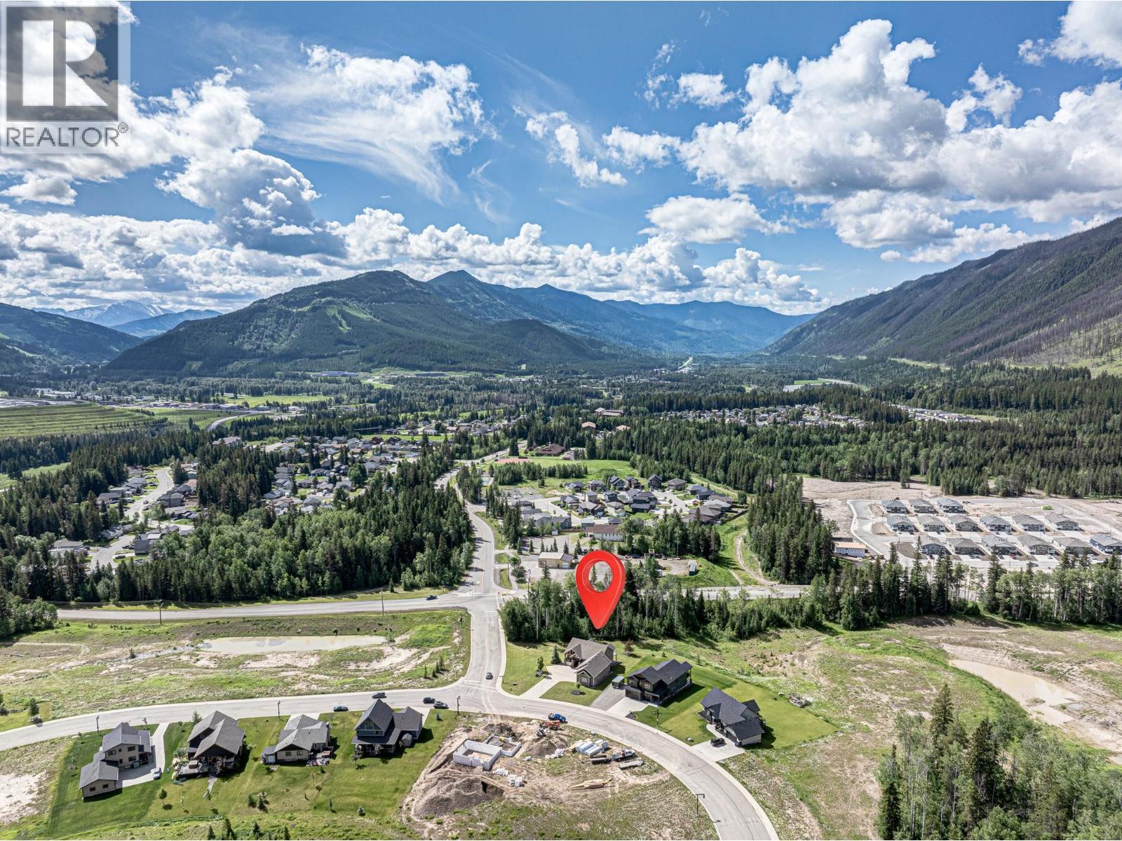 2104 WHISKEY JACK Drive, Sparwood