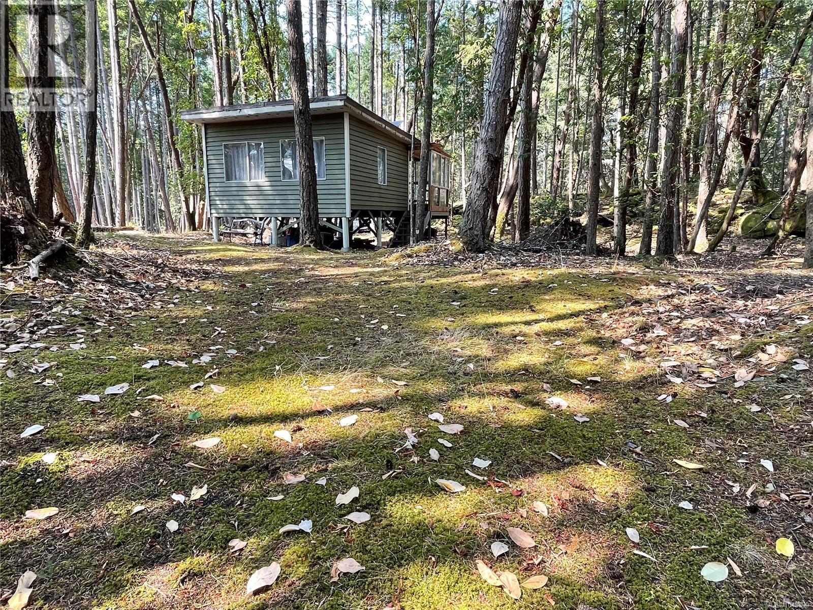 374 Halibut Hill Rd, Mudge Island — photo 3