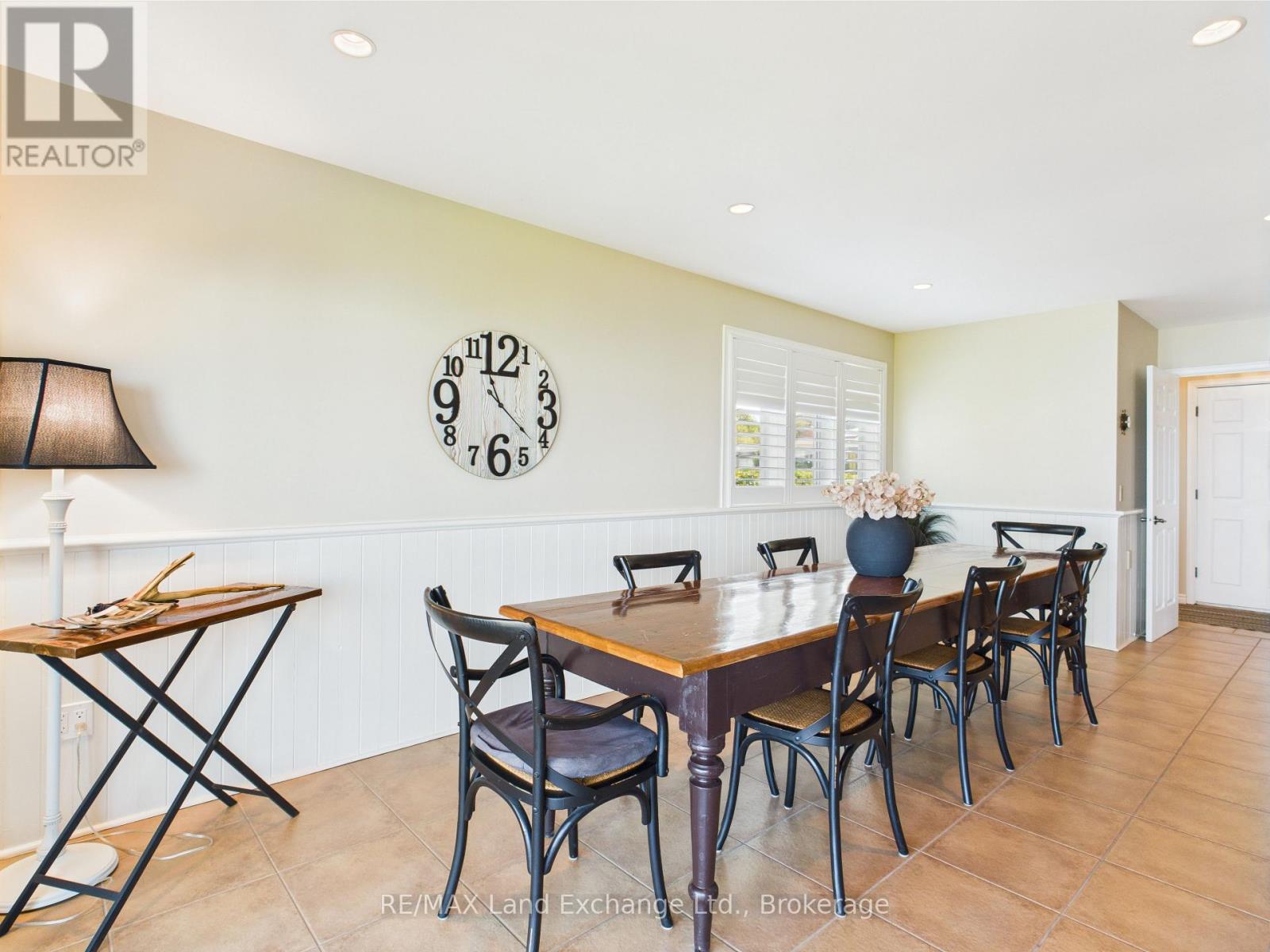 422 PENETANGORE ROW - Image 10