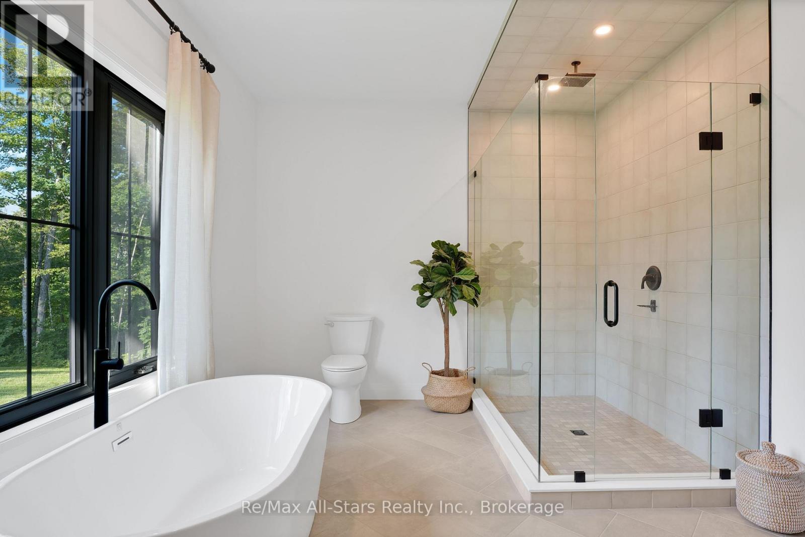 210 WHITE VALLEY ROAD - Image 10