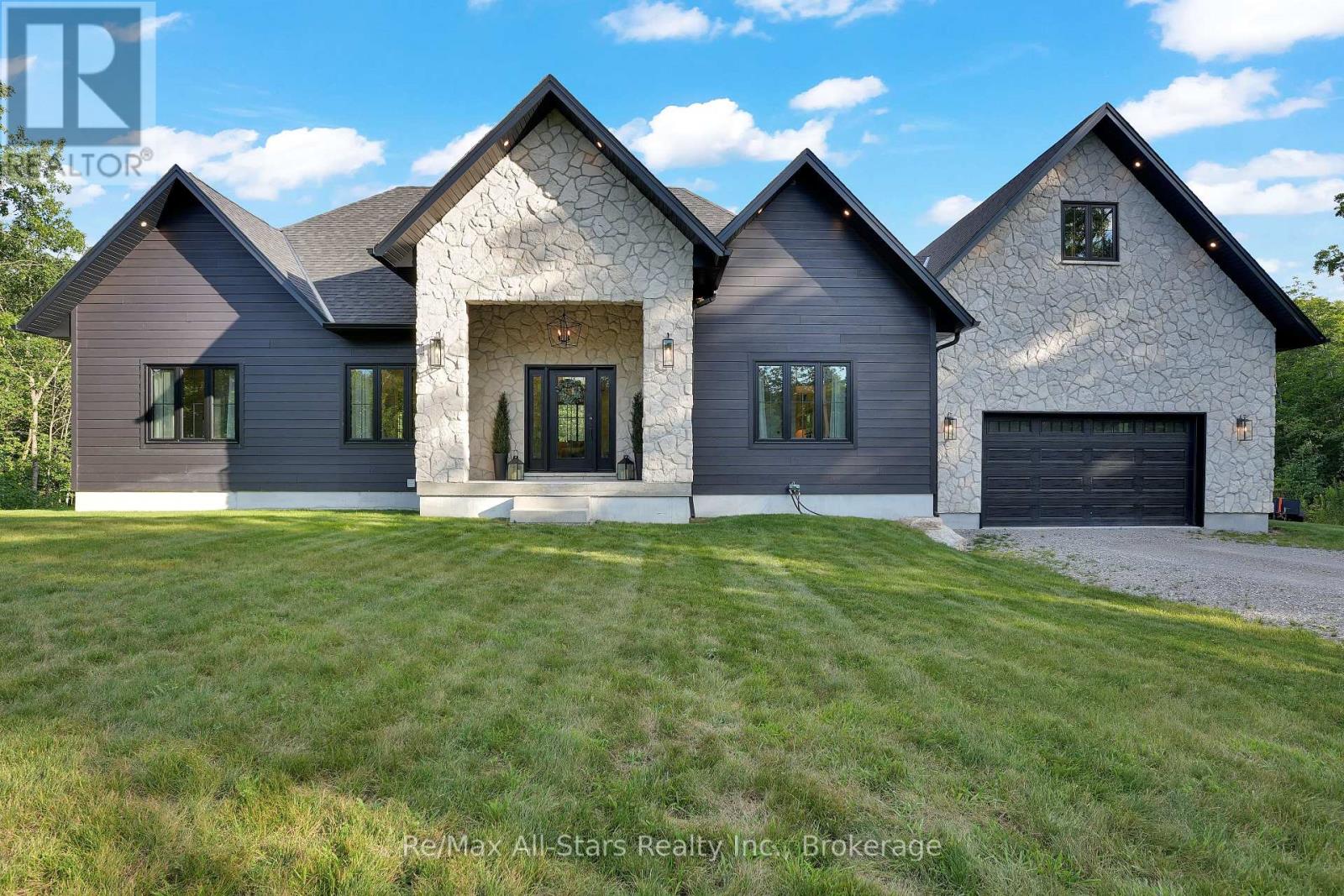 210 WHITE VALLEY ROAD - 2