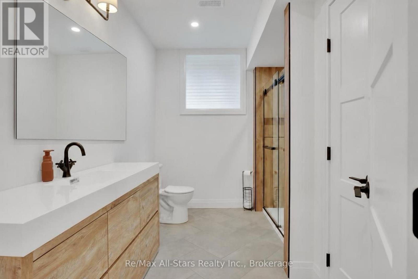 210 WHITE VALLEY ROAD - Image 20