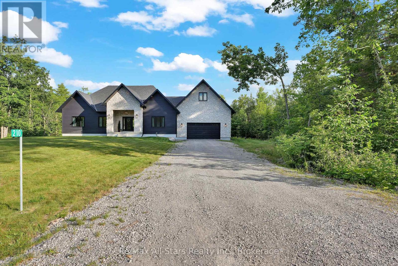 210 WHITE VALLEY ROAD - Image 29
