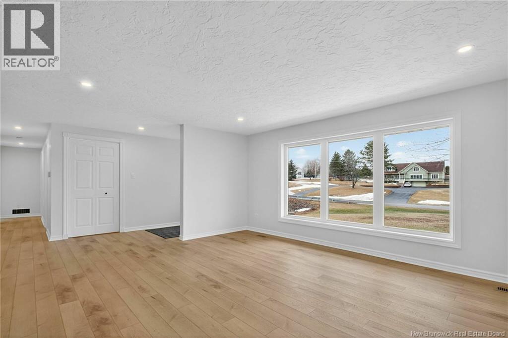 125 Evangeline Street - 4