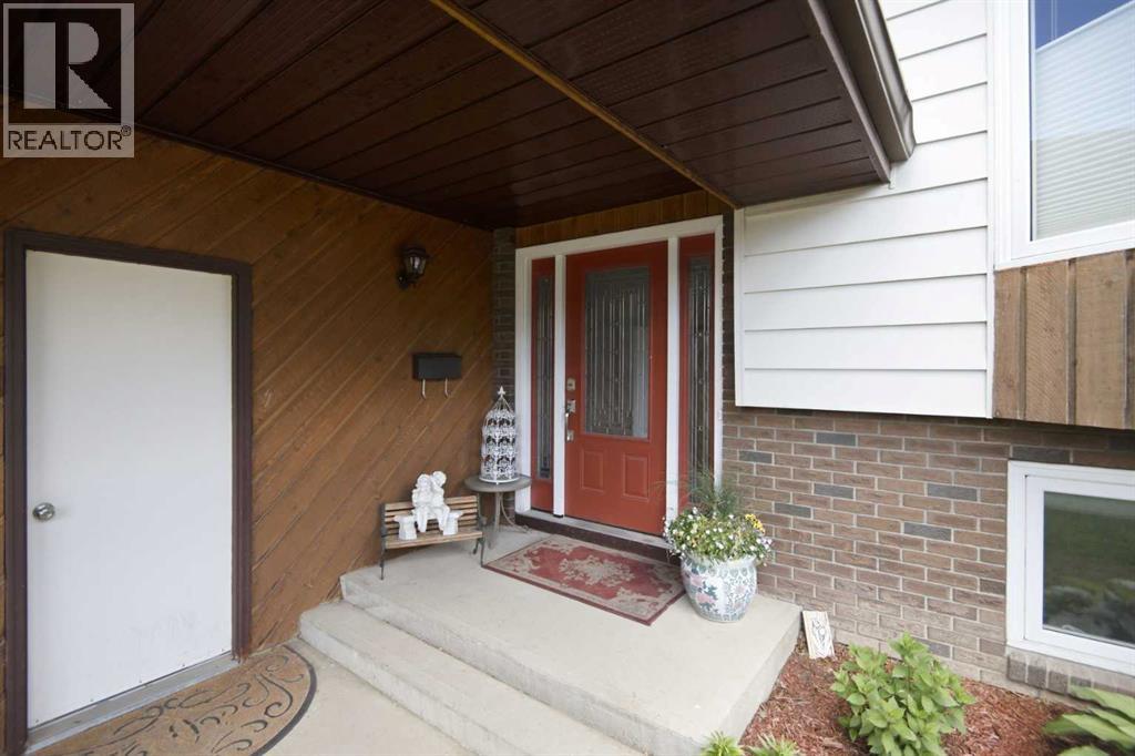 92 Mccullough Crescent - 49