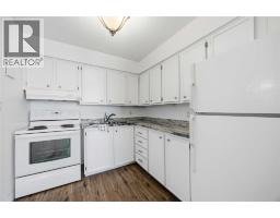 155 Front Street North Unit# 1004, Sarnia, ON N7T7V6 Photo 6