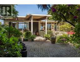 7145 Cliff Road, West Vancouver, BC V7W2L3 Photo 9