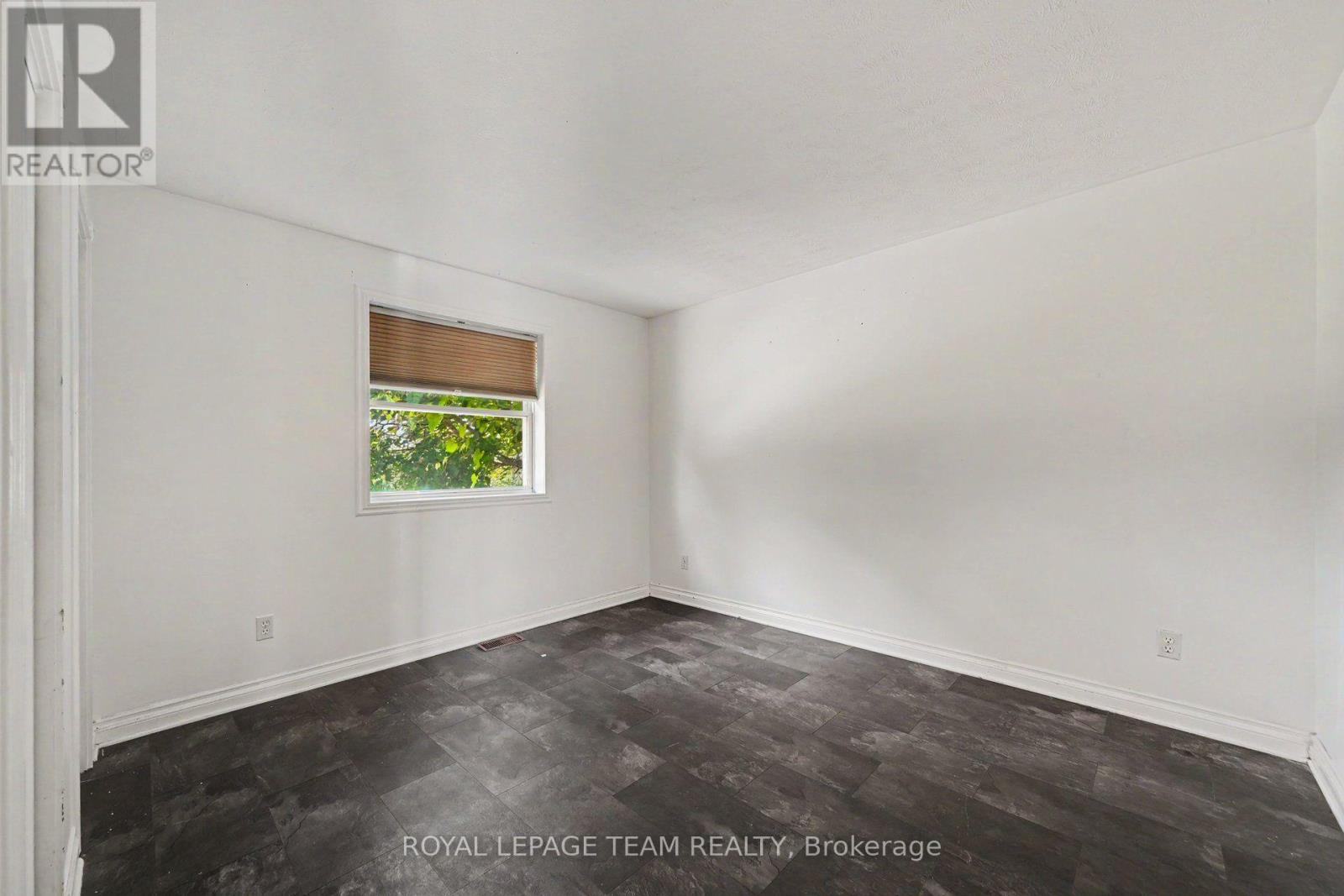 3 Bed, 1 Bath House for Rent in Ottawa – 978 RIDEAU ROAD, Ottawa – MLS# X13637344 - Image 10