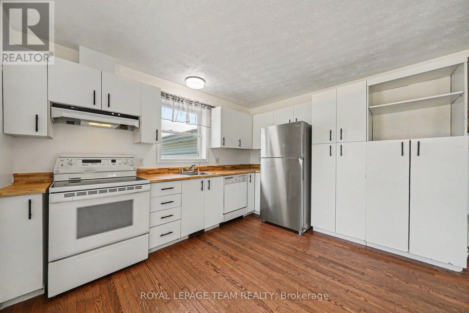 3 Bed, 1 Bath House for Rent in Ottawa – 978 RIDEAU ROAD, Ottawa – MLS# X13637344 - Image 8