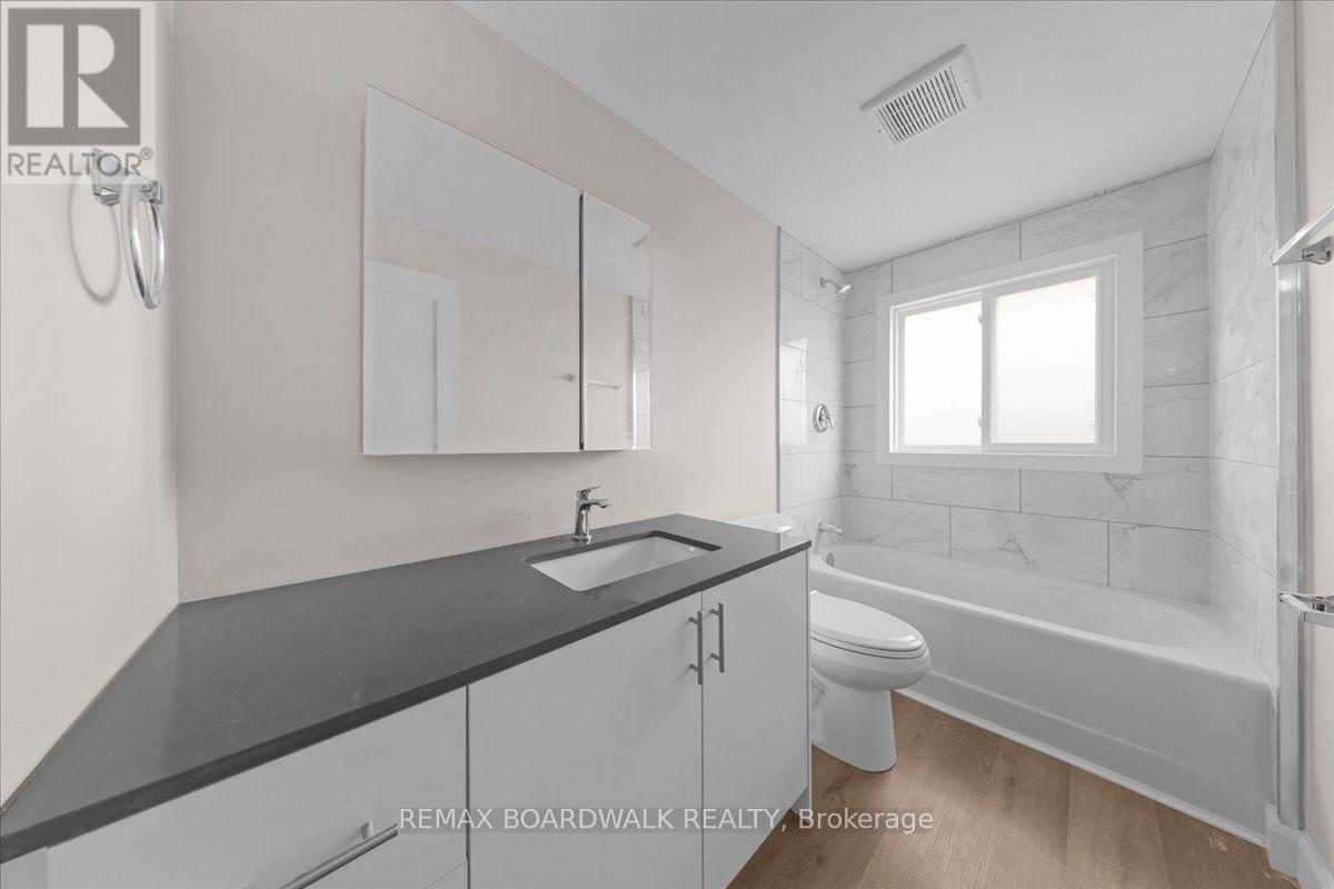 3 Bed, 2 Bath House for Rent in Ottawa – 999 MEADOWLANDS DRIVE, Ottawa – MLS# X13637352 - Image 15
