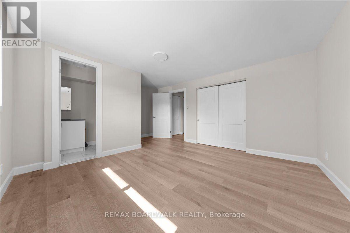 3 Bed, 2 Bath House for Rent in Ottawa – 999 MEADOWLANDS DRIVE, Ottawa – MLS# X13637352 - Image 16