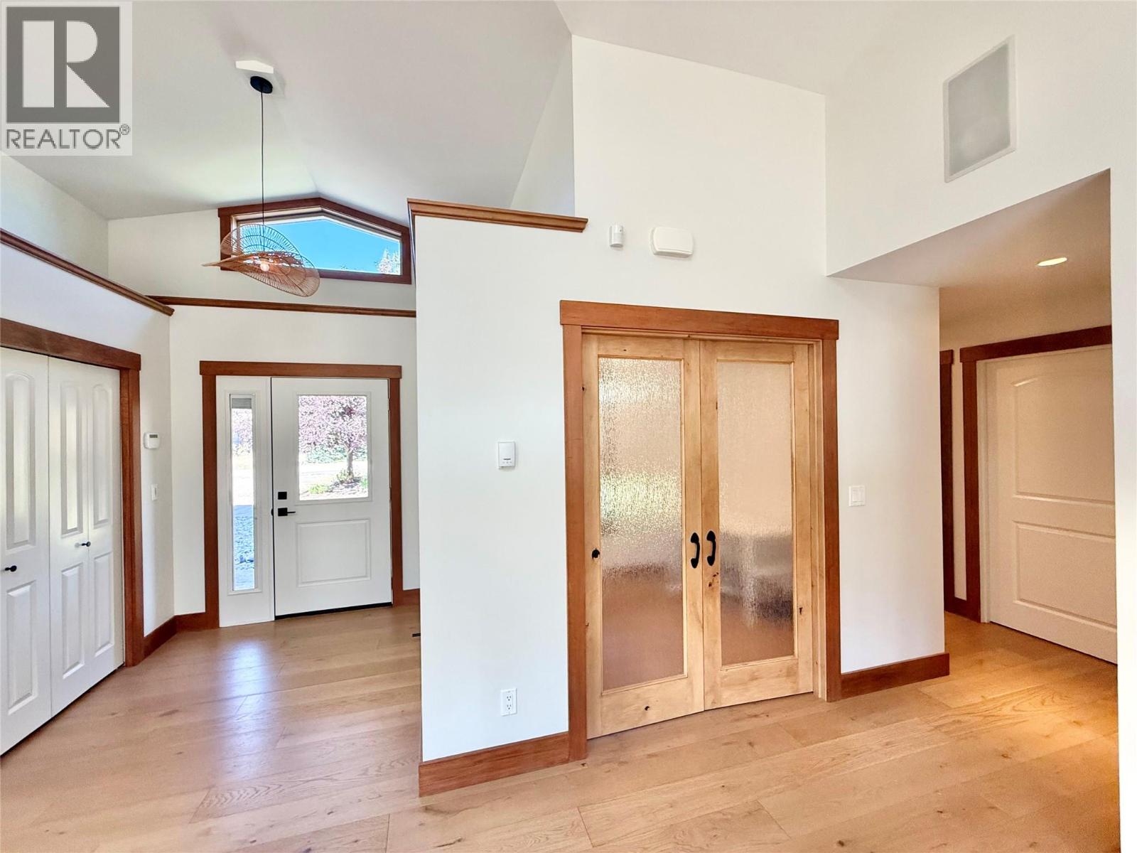 8170 Plotnikoff Road - 38