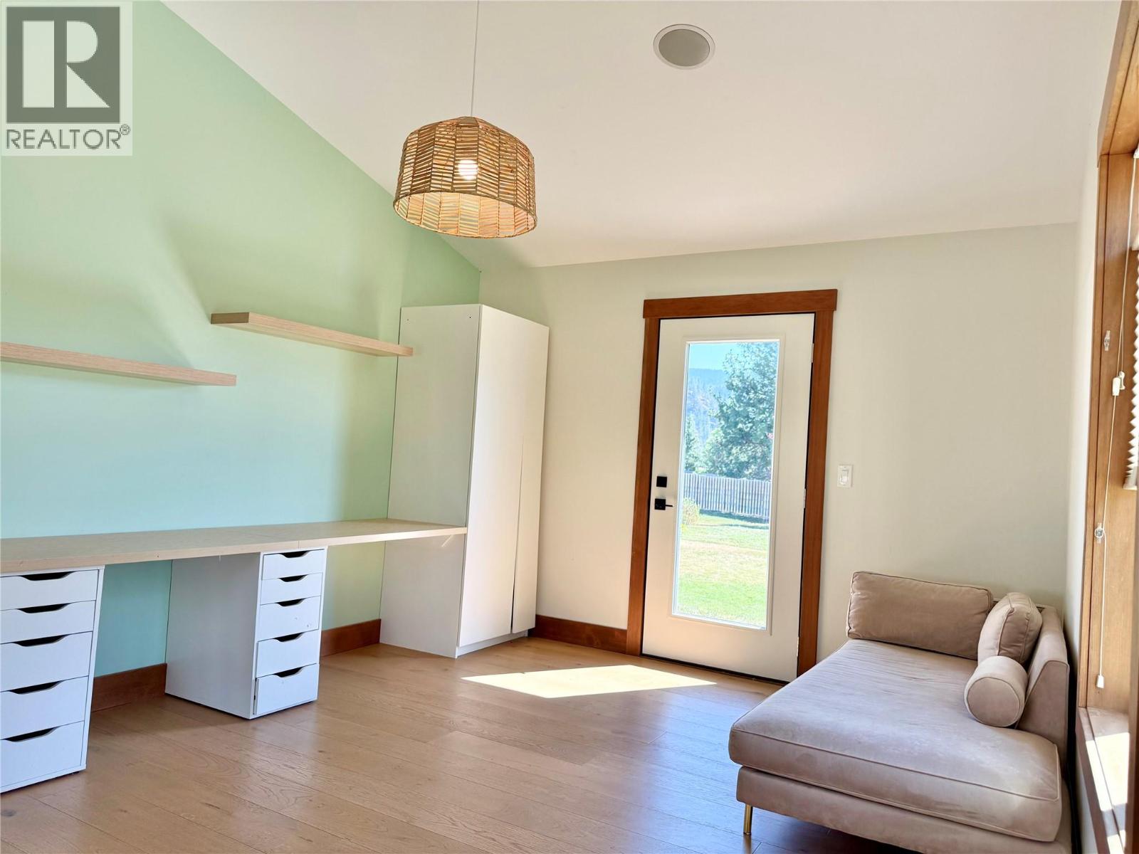 8170 Plotnikoff Road - Image 36
