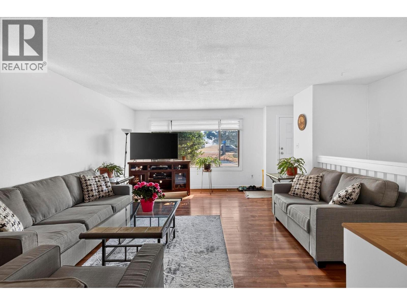 1904 22nd Street - Image 4