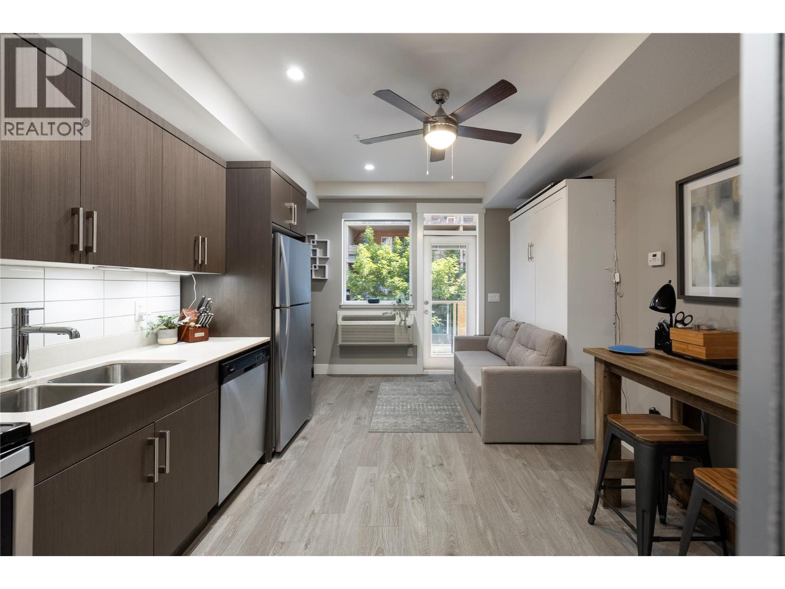 #318 925 Leon Avenue - 2