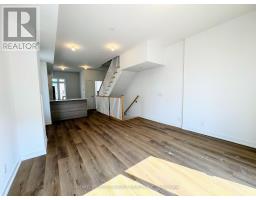 5 Spruce Pines Crescent, Toronto, ON M4A0A9 Photo 10