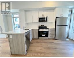 Bedroom 2 - 5 Spruce Pines Crescent, Toronto, ON M4A0A9 Photo 6