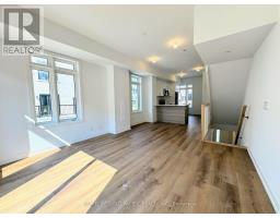 5 Spruce Pines Crescent, Toronto, ON M4A0A9 Photo 9