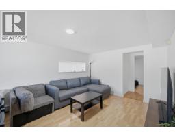 4656 Brentlawn Drive, Burnaby, BC V5C3V2 Photo 22