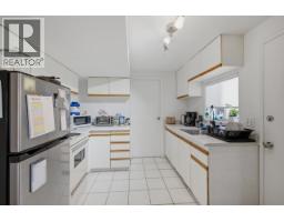 4656 Brentlawn Drive, Burnaby, BC V5C3V2 Photo 24