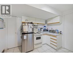 4656 Brentlawn Drive, Burnaby, BC V5C3V2 Photo 25