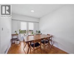 4656 Brentlawn Drive, Burnaby, BC V5C3V2 Photo 8