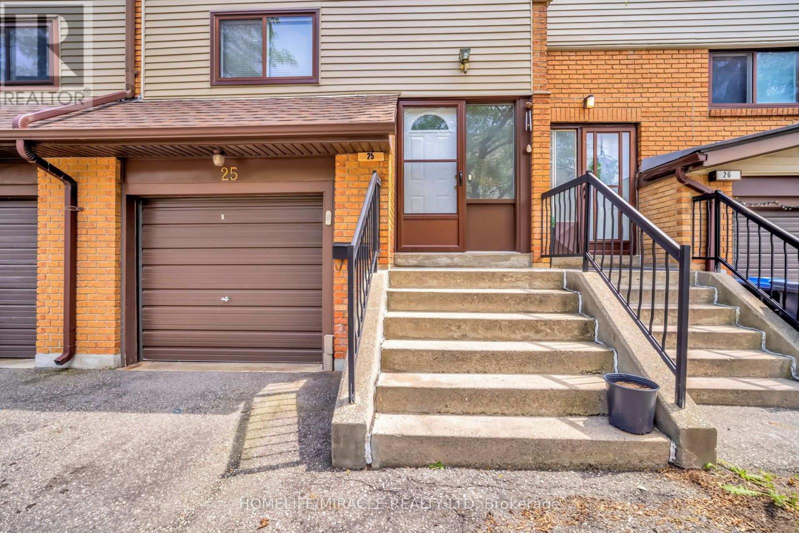 25 CARLETON PLACE - 4