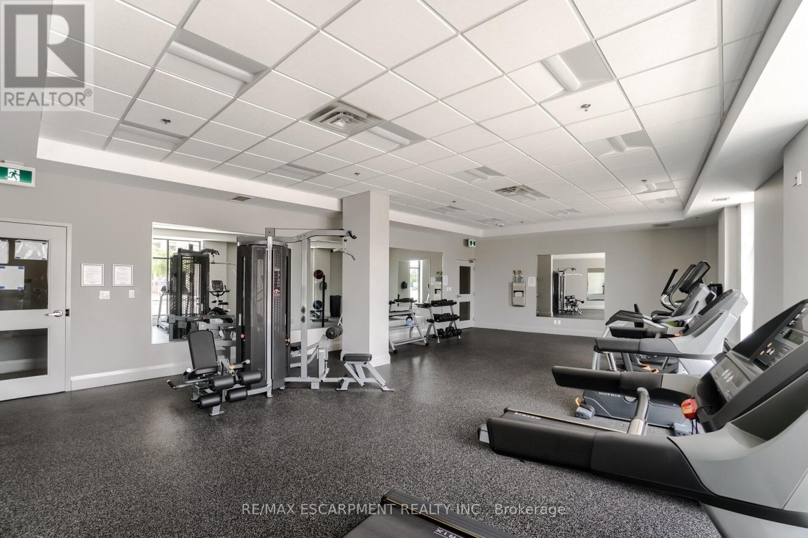 #220 150 OAK PARK BOULEVARD - 48
