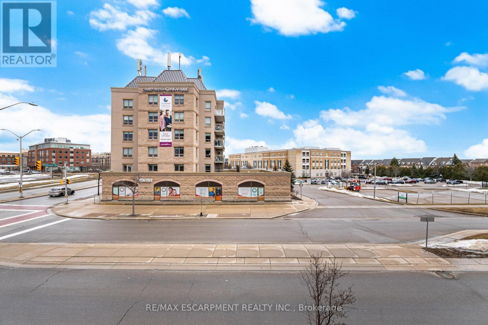#220 150 OAK PARK BOULEVARD - 38