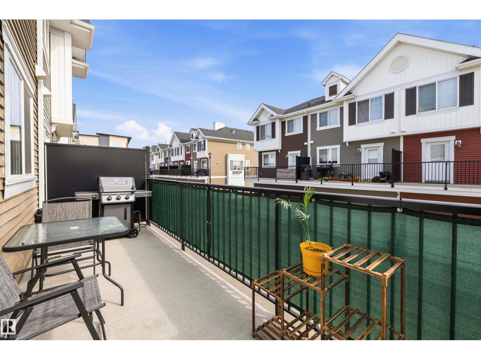 #2202 8530 94 ST - 28