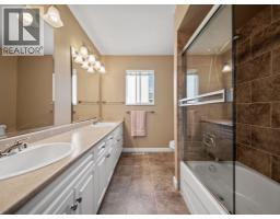 4237 Candlewood Drive, Richmond, BC V7C4V9 Photo 28