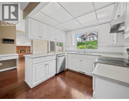 4237 Candlewood Drive, Richmond, BC V7C4V9 Photo 10