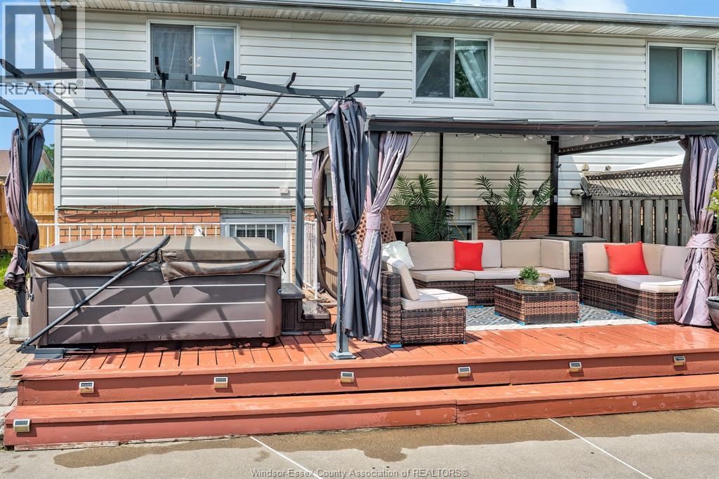 12589 HORWOOD CRESCENT - 7