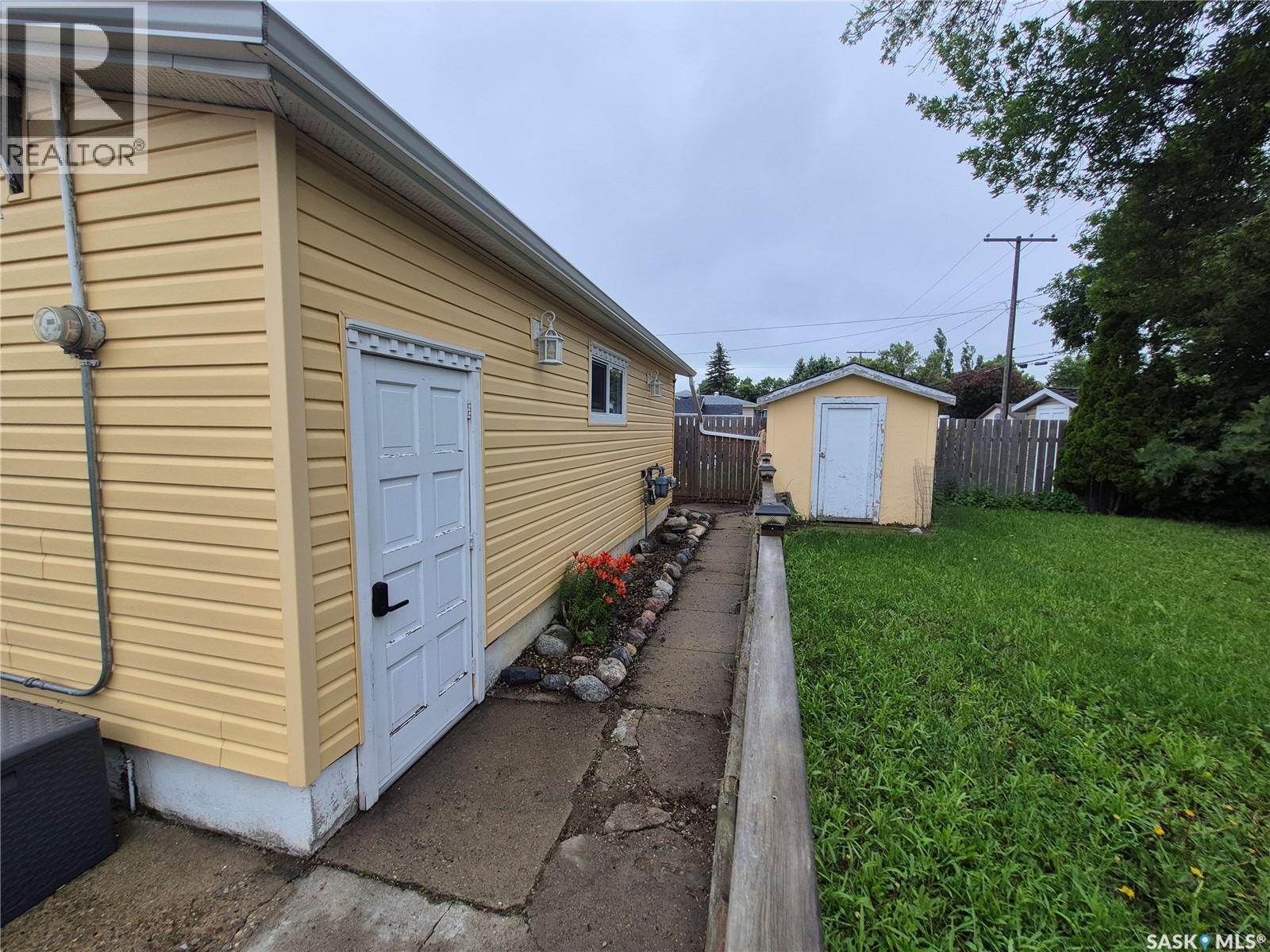 476 9th AVENUE NE - Image 42
