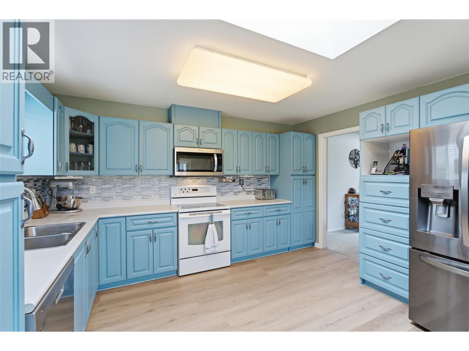 1376 Voght Street - 14