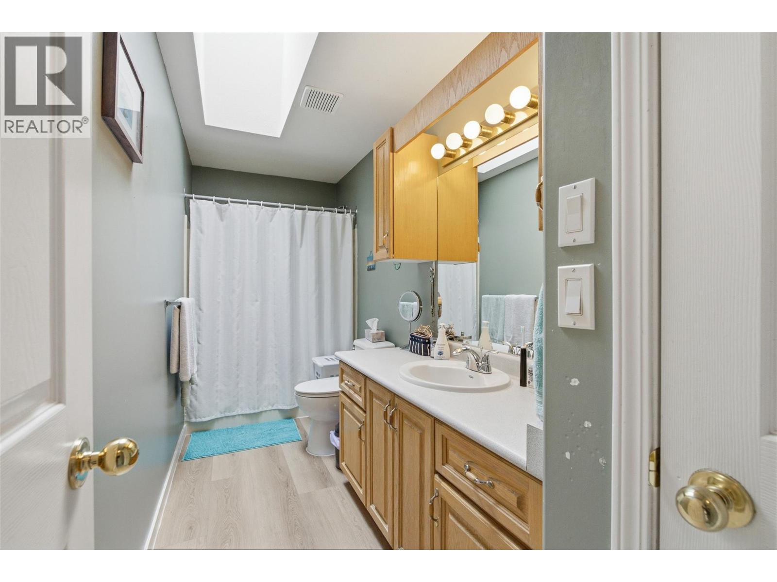 1376 Voght Street - 19