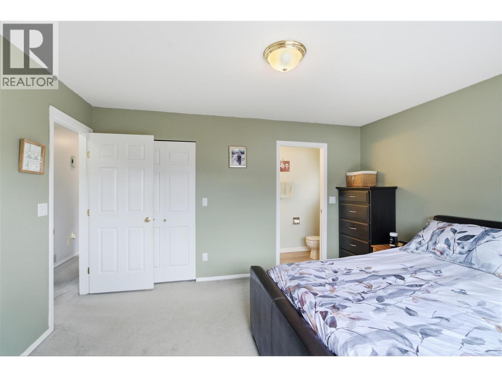 1376 Voght Street - 25