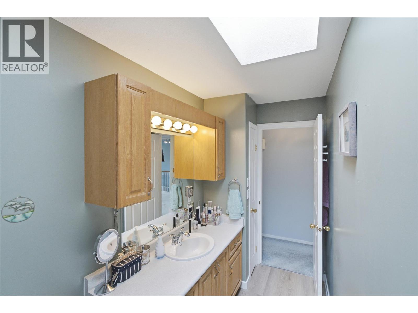 1376 Voght Street - Image 20