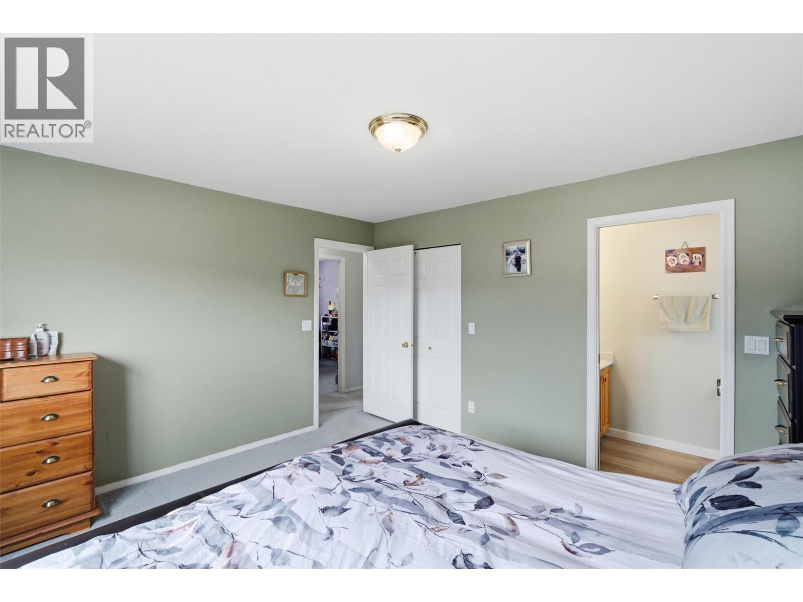 1376 Voght Street - 26