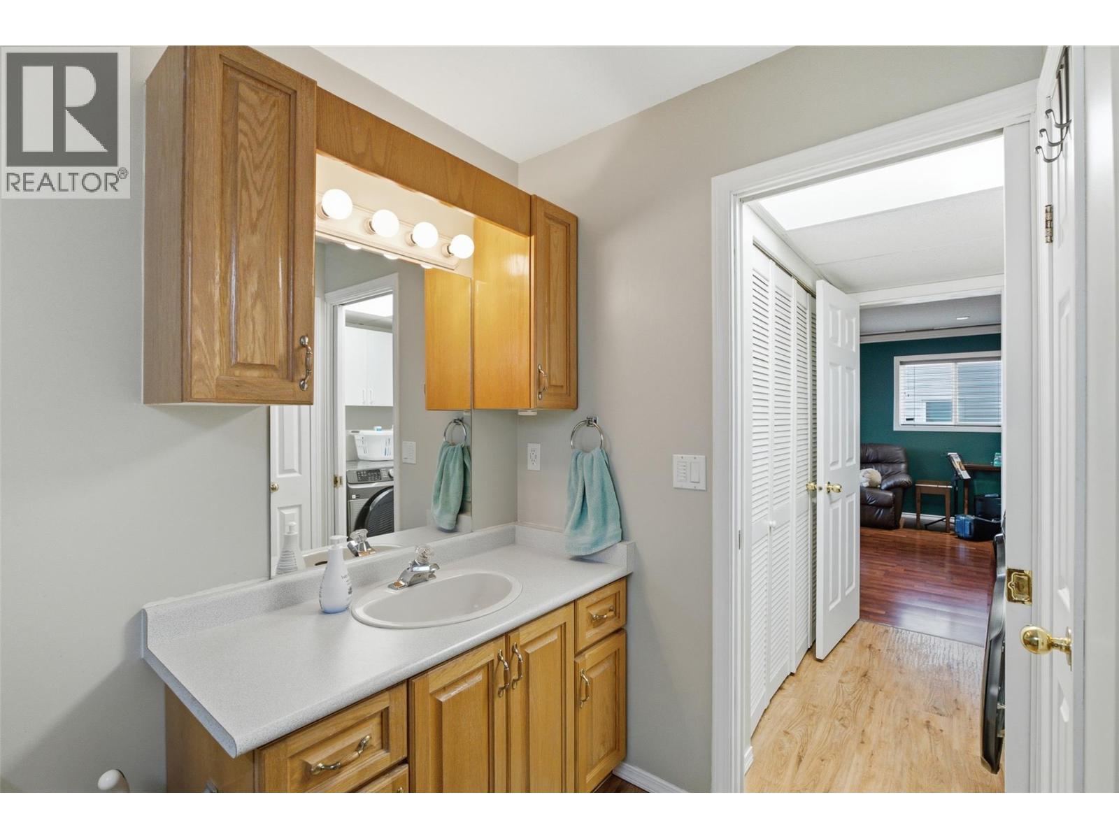 1376 Voght Street - Image 41
