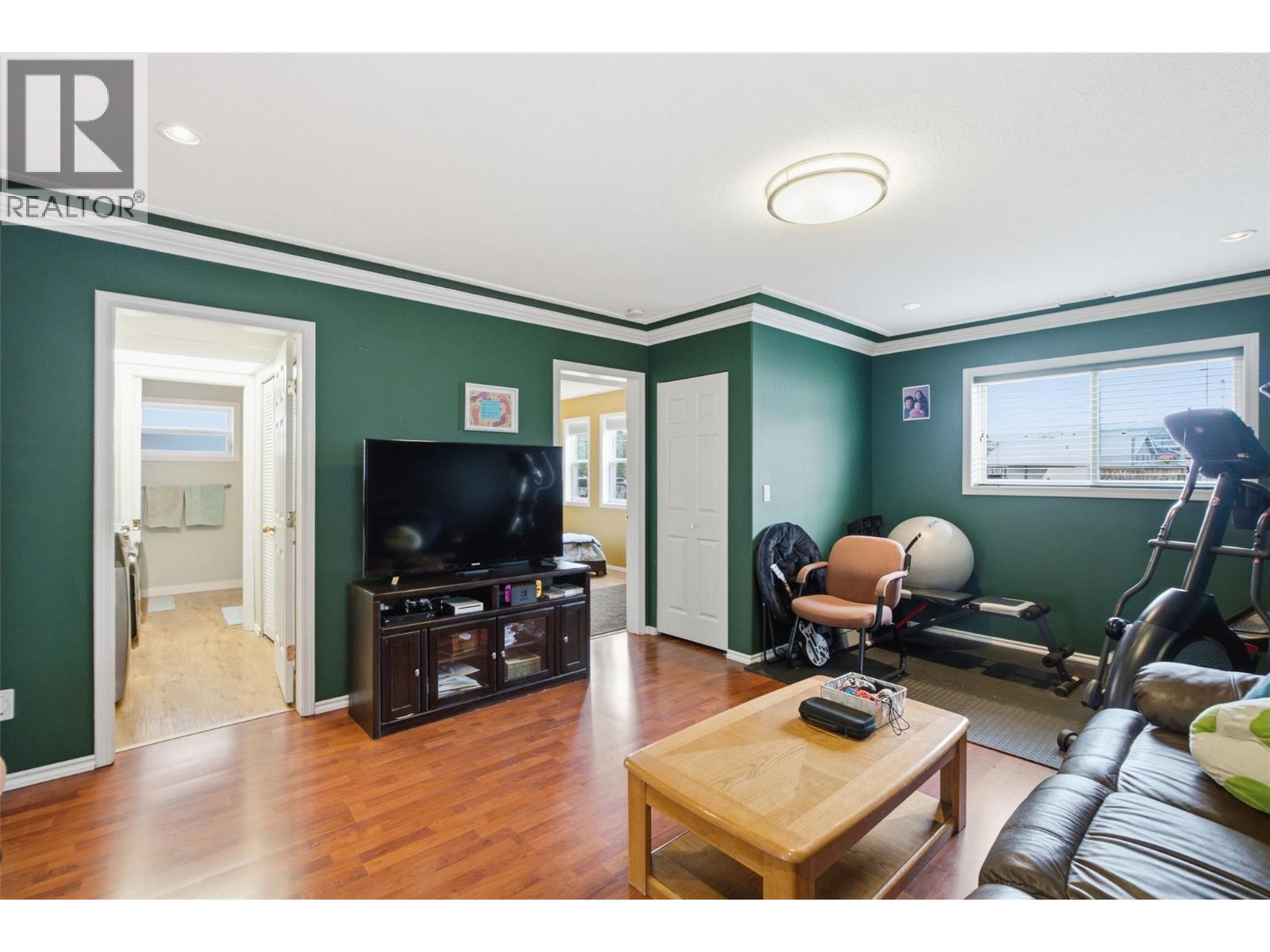 1376 Voght Street - 37