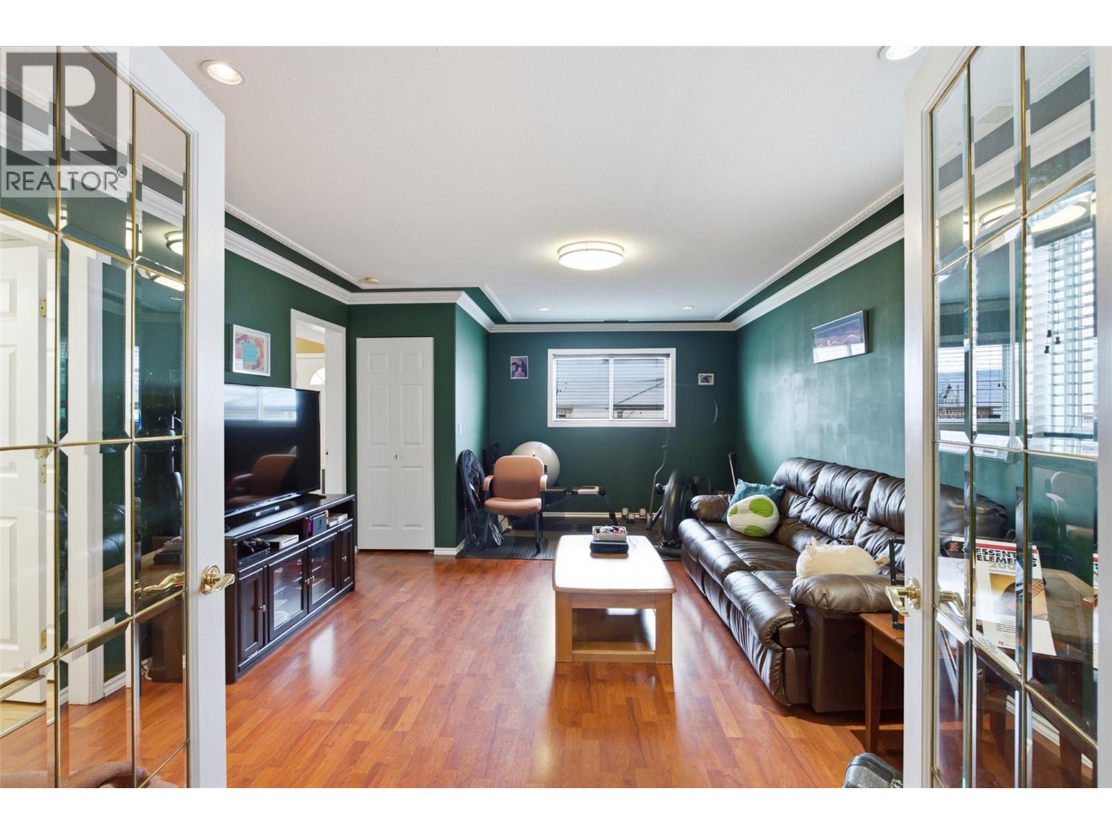 1376 Voght Street - 31