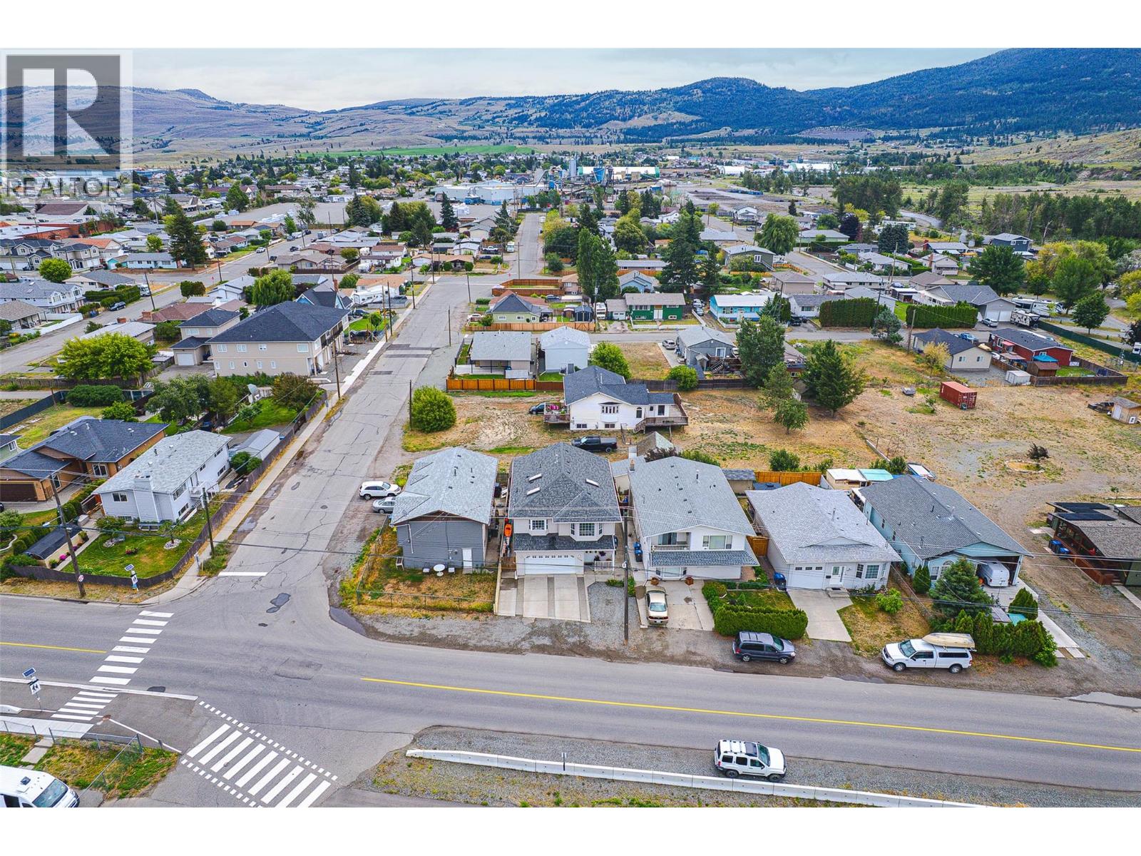 1376 Voght Street - 54