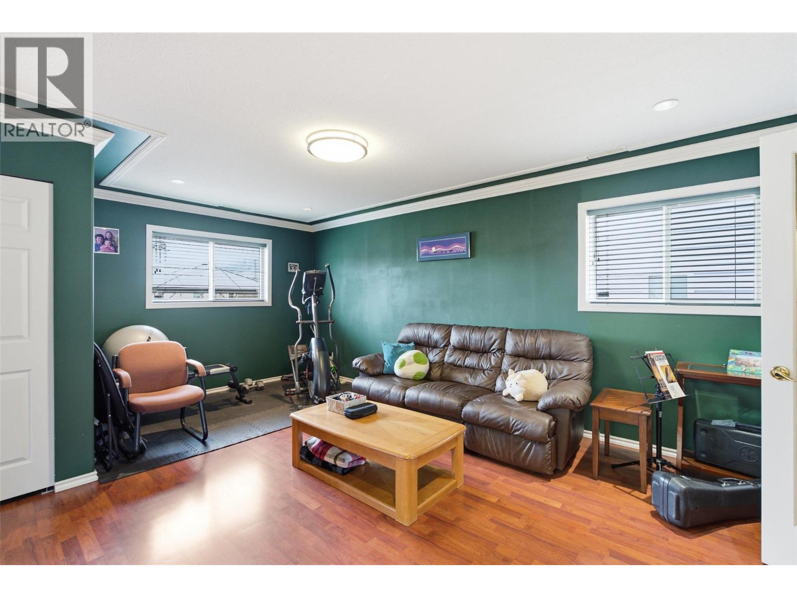1376 Voght Street - Image 33