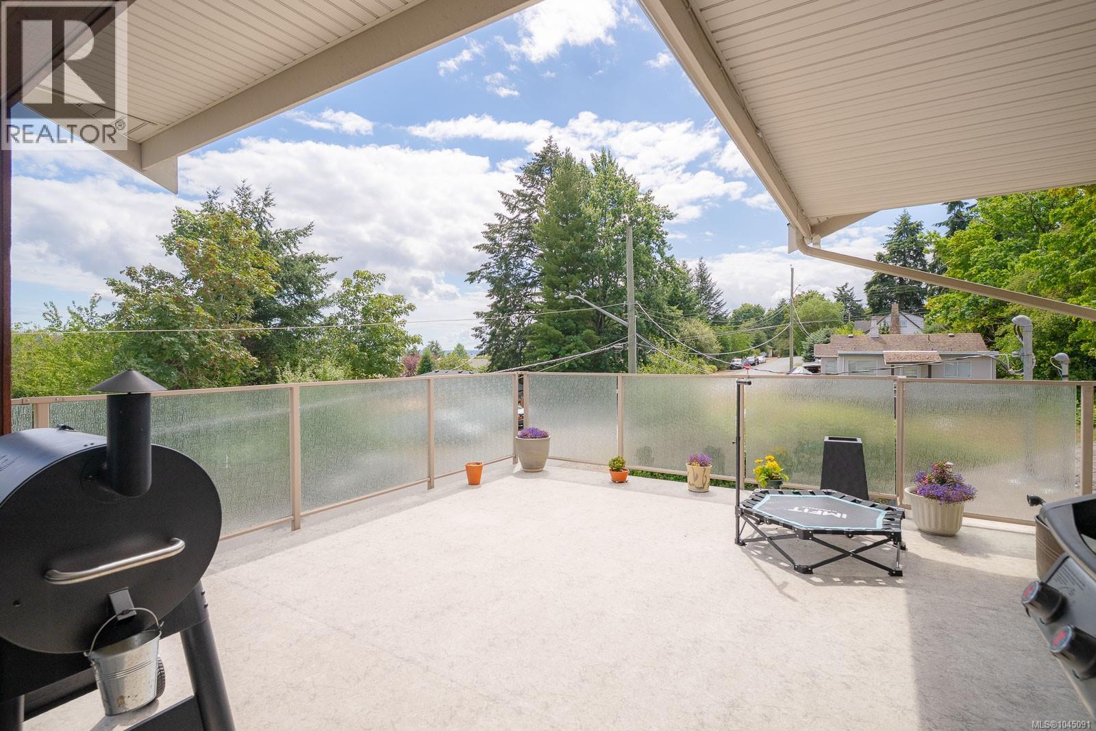 1251 Discovery Ave - Image 16