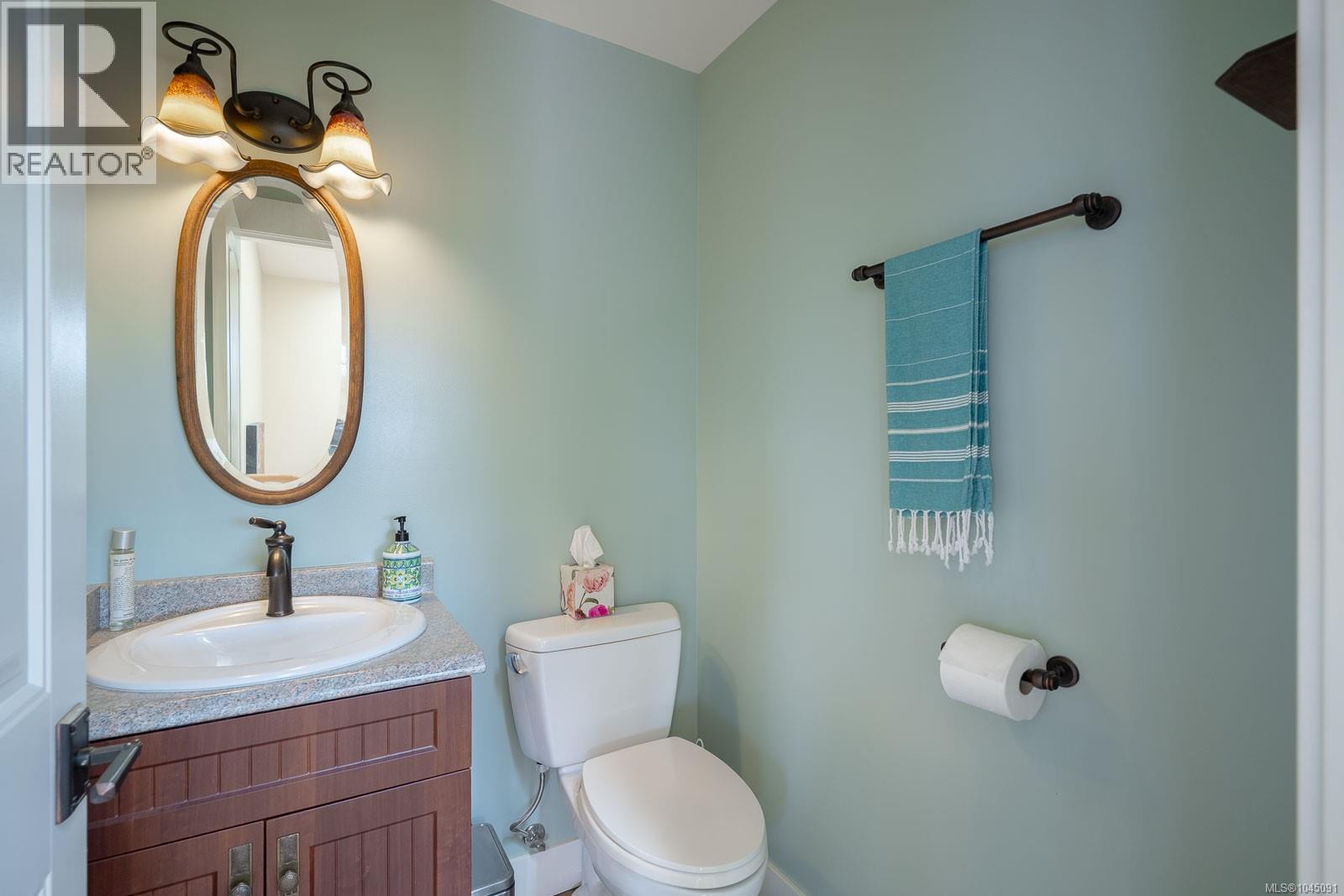 1251 Discovery Ave - Image 29