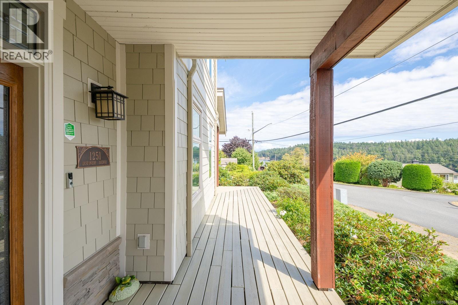 1251 Discovery Ave - 45