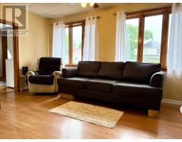 43 Queen Street, Amherst, NS B4H1R2 Photo 36